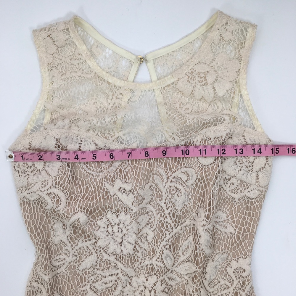 Maria Bonita | Ivory Nude Sleeveless Lace Dress - Picture 4 of 8